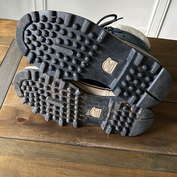 Sorel Caribou winter boots EUC - Picture 11 of 12